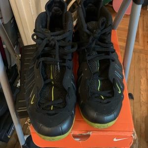 Nike foamposite penny Hardaway neon edition